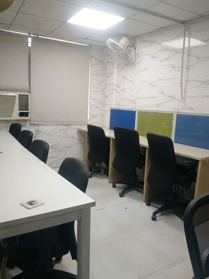  Office Space For Rent in Sector 16