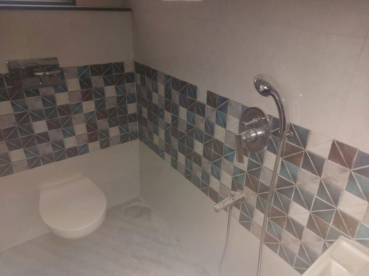 Bathroom, vardhaman-moonstone 2 Bedroom 1000 Sq.Ft. Apartment In Tathawade Pune 10575851