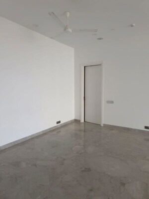  Showroom For Sale in A Advani Platinum Capital, Mundhwa