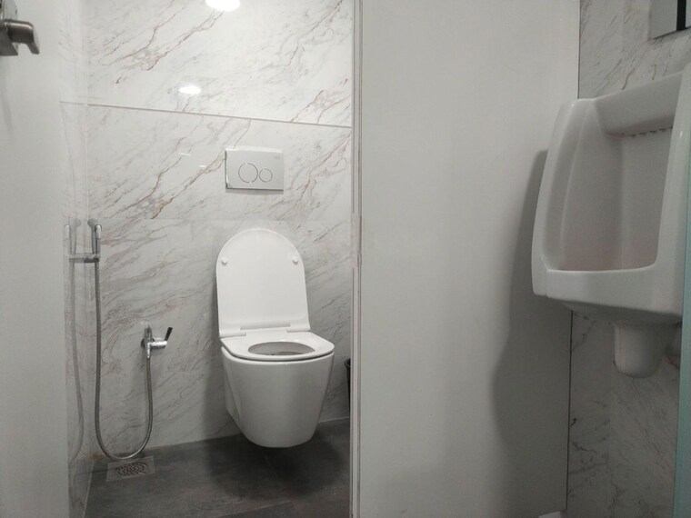 Bathroom, shekhar nagar Commercial Office Space 2600 Sq.Ft. In Shekhar Nagar Indore 10597314