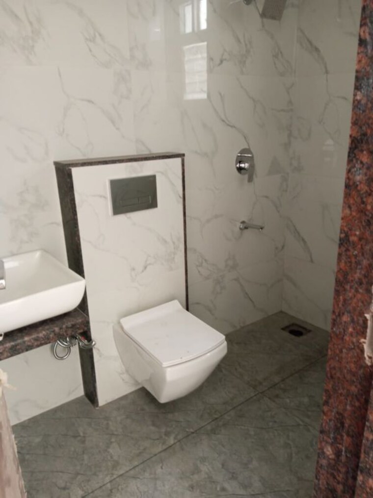 Bathroom, bafna-arisha 3.5 Bedroom 1382 Sq.Ft. Apartment In Lulla Nagar Pune 10597269