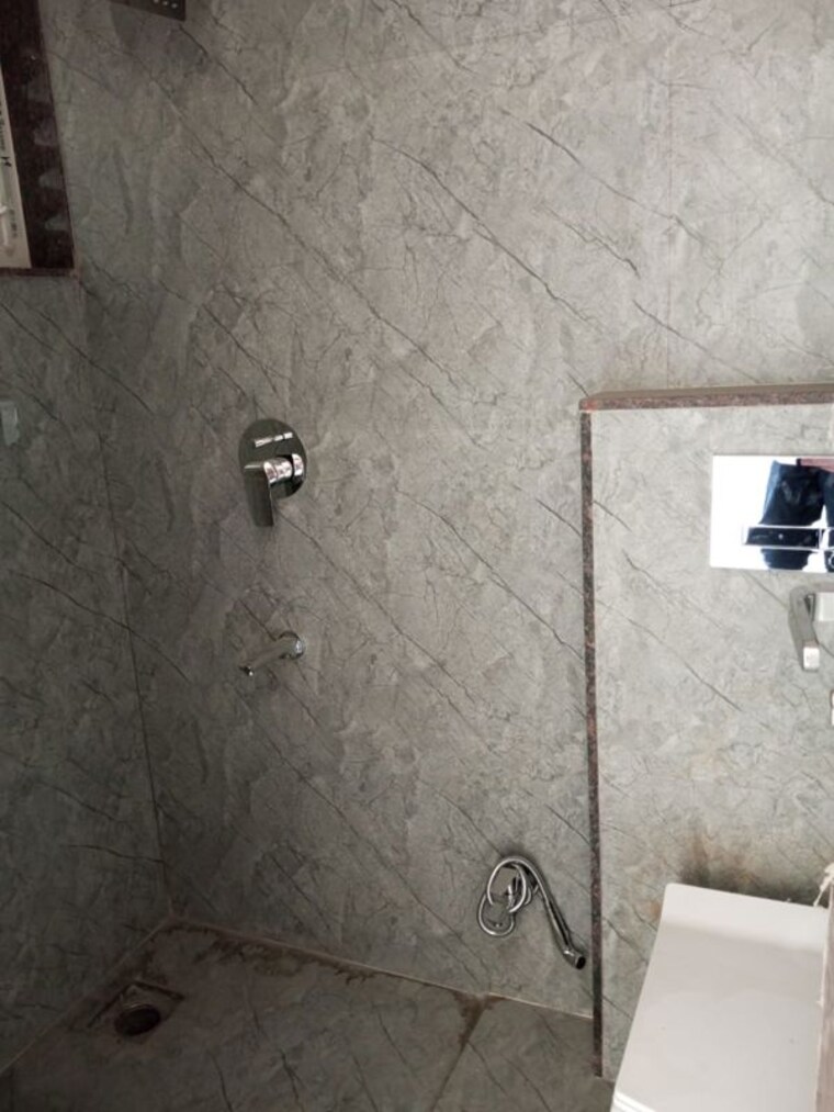 Bathroom, bafna-arisha 3.5 Bedroom 1382 Sq.Ft. Apartment In Lulla Nagar Pune 10597269