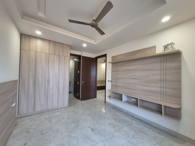 Room, sector 45 2.5 Bedroom 1100 Sq.Ft. Builder Floor In Sector 45 Gurgaon 10597319
