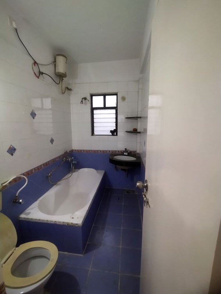 Attached Bathroom, bramha-majestic 2 Bedroom 1000 Sq.Ft. Apartment In Kondhwa Pune 9117745
