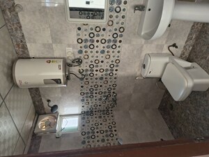 Bathroom in 2 BHK Apartment at Saya Gold Avenue, Vaibhav Khand – for Rent