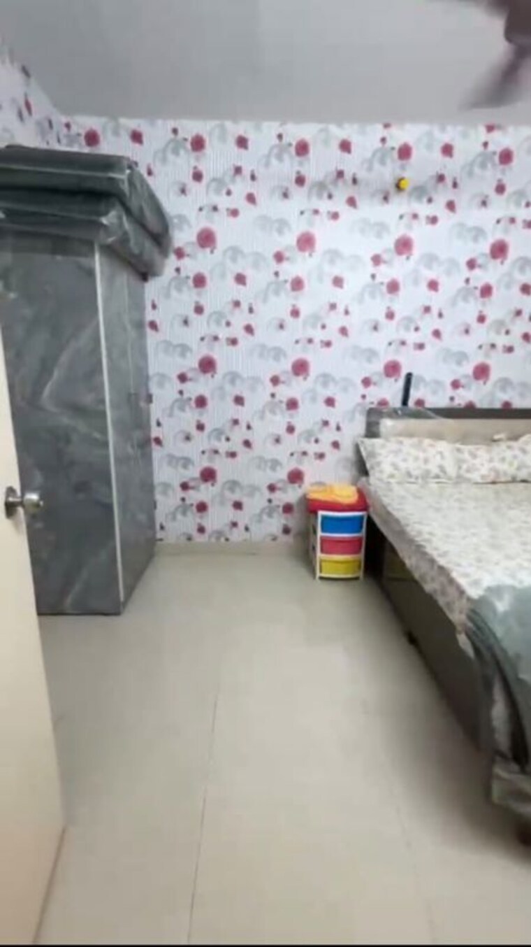 Bedroom, shree-sai-ram-society 1 Bedroom 420 Sq.Ft. Apartment In Goregaon West Mumbai 10597337