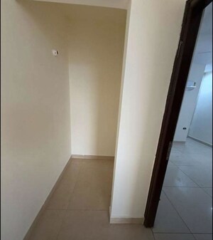 Room in 4 BHK Apartment at Maya Green Lotus Saksham, International Airport Road – for Rent