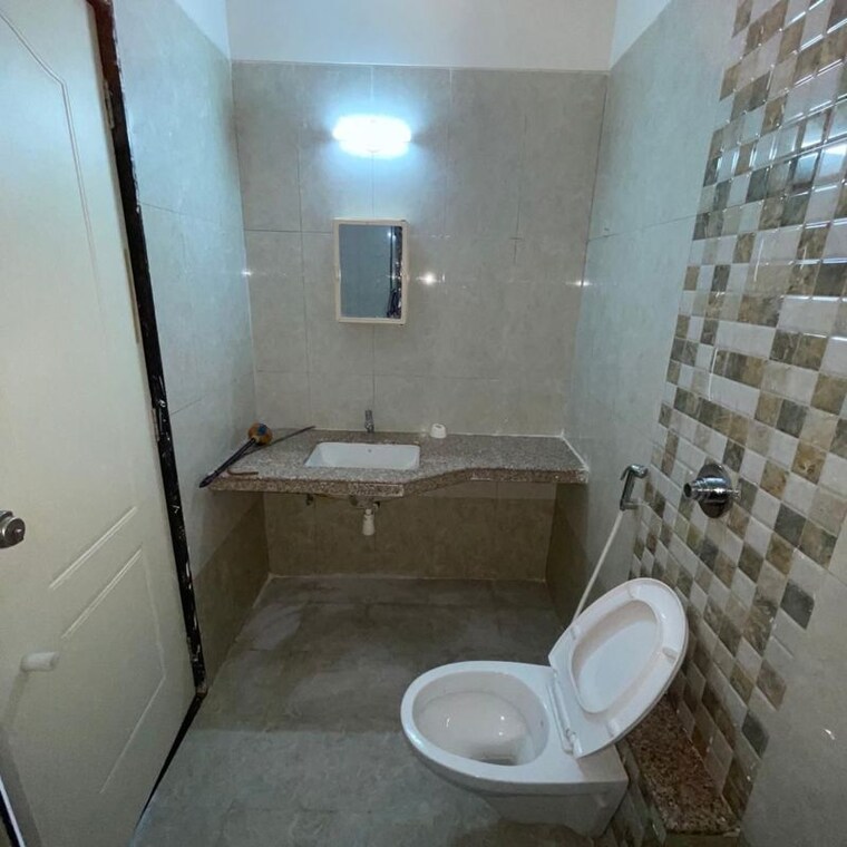 Bathroom, shree-tirupati-maple-tower 2 Bedroom 1069 Sq.Ft. Apartment In Kondhwa Pune 10128972