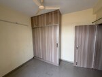 1 BHK 450 Sq.Ft. Apartment in Pyramid Altia