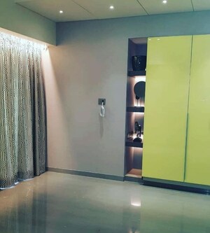 Bedroom in 3 BHK Apartment at West View Apartment Santacruz, Santacruz West – for Rent