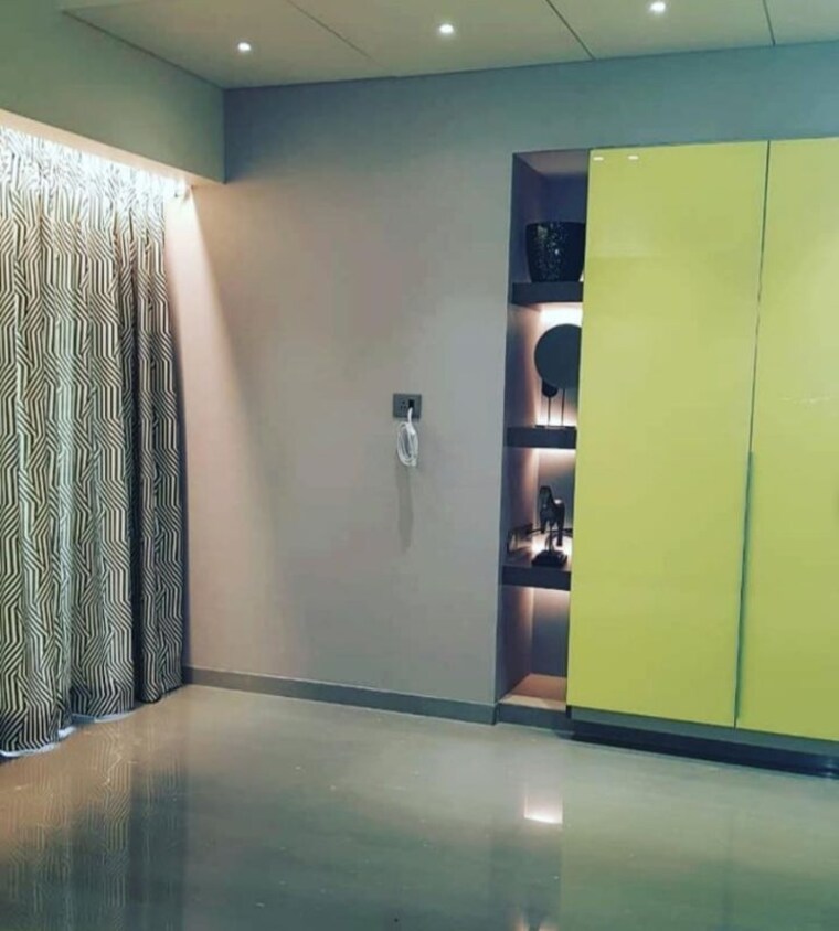 Bedroom, west-view-apartment-santacruz 3 Bedroom 1100 Sq.Ft. Apartment In Santacruz West Mumbai 10597398