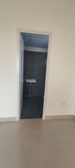 Furnished Amenities in 2 BHK Apartment at GLS Avenue 81, Sector 81 – for Rent