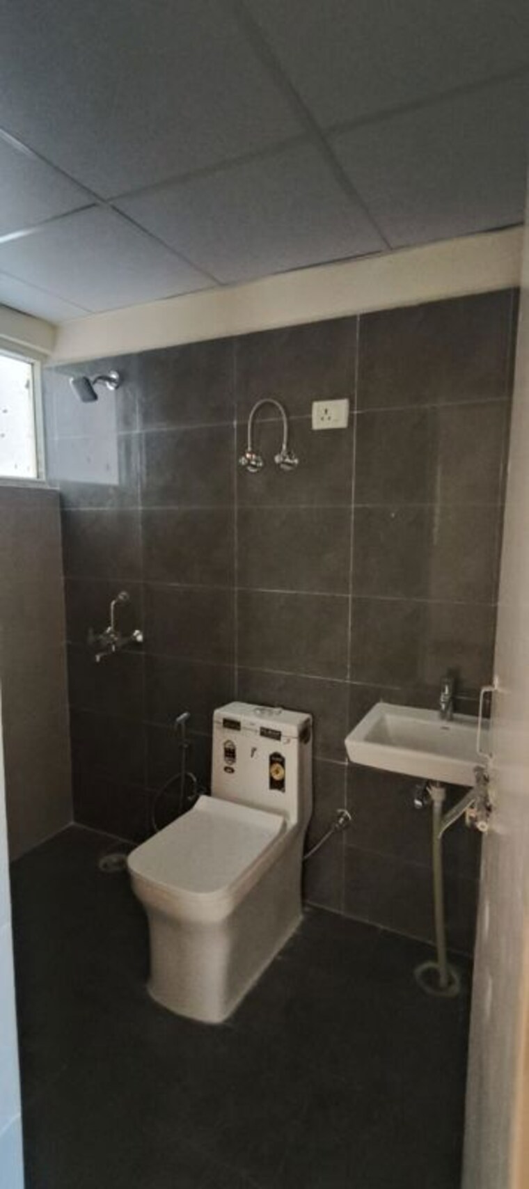 Bathroom, gls-avenue-81 2 Bedroom 657 Sq.Ft. Apartment In Sector 81 Gurgaon 10597422