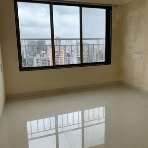Room in 2 BHK Apartment at Ram Tower CHS, Borivali West – for Rent