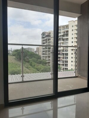 Room in 2 BHK Apartment at ARV Regalia, Nibm Annexe – for Rent