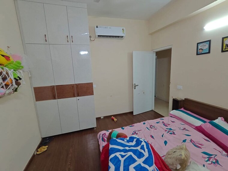 Bedroom, paras-dews 4 Bedroom 2355 Sq.Ft. Apartment In Sector 106 Gurgaon 10597433
