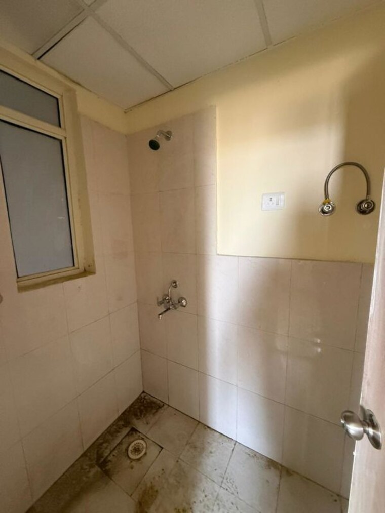 Bathroom, pyramid-altia 1 Bedroom 460 Sq.Ft. Apartment In Sector 70 Gurgaon 10597459