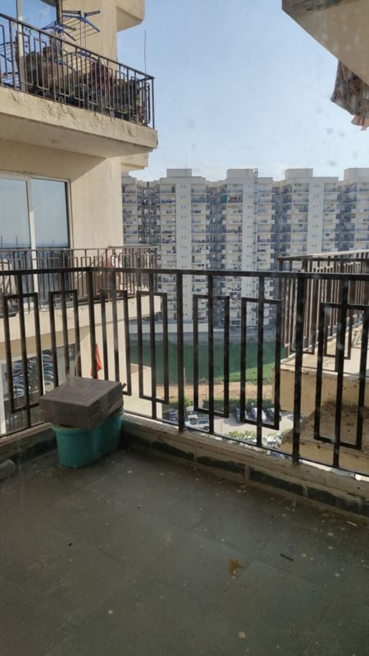 Gym, signature-global-the-roselia 2 Bedroom 600 Sq.Ft. Apartment In Sector 95a Gurgaon 10597451