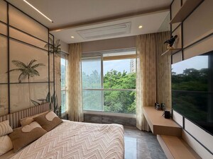 Bedroom in 2 BHK Apartment at Santacruz West – for Sale