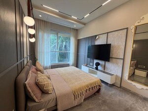Bedroom in 2 BHK Apartment at Santacruz West – for Sale