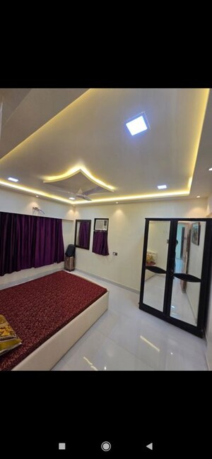 Bedroom in 2 BHK Apartment at Ashok Nagar CHS Andheri, Andheri East – for Rent