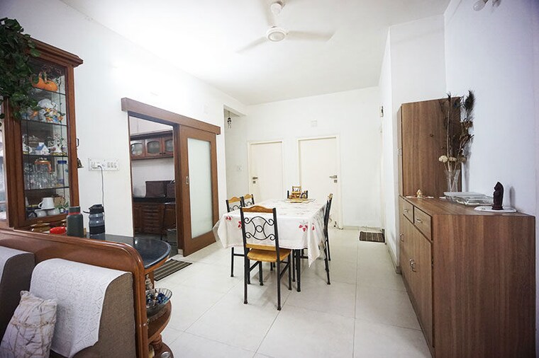 Team Area, satellite 3 Bedroom 207 Sq.Yd. Apartment In Satellite Ahmedabad 10597504