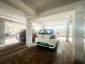 Parking in 3 BHK Apartment at Satellite – for Sale