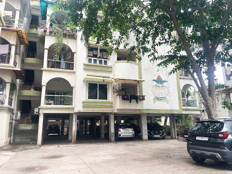 Exterior View, satellite 3 Bedroom 207 Sq.Yd. Apartment In Satellite Ahmedabad 10597504