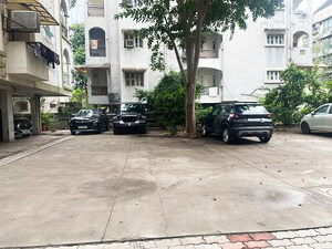 Parking in 3 BHK Apartment at Satellite – for Sale