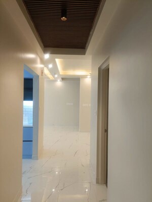 Room in 2 BHK Apartment at Mantri Lithos, Thanisandra – for Sale