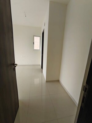 Bathroom in 3 BHK Apartment at Hiranandani Fortune City, New Panvel – for Sale