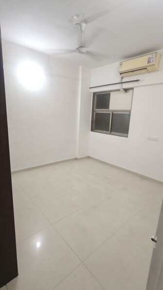 2 BHK 750 Sq.Ft. Apartment in Siddhanchal CHS
