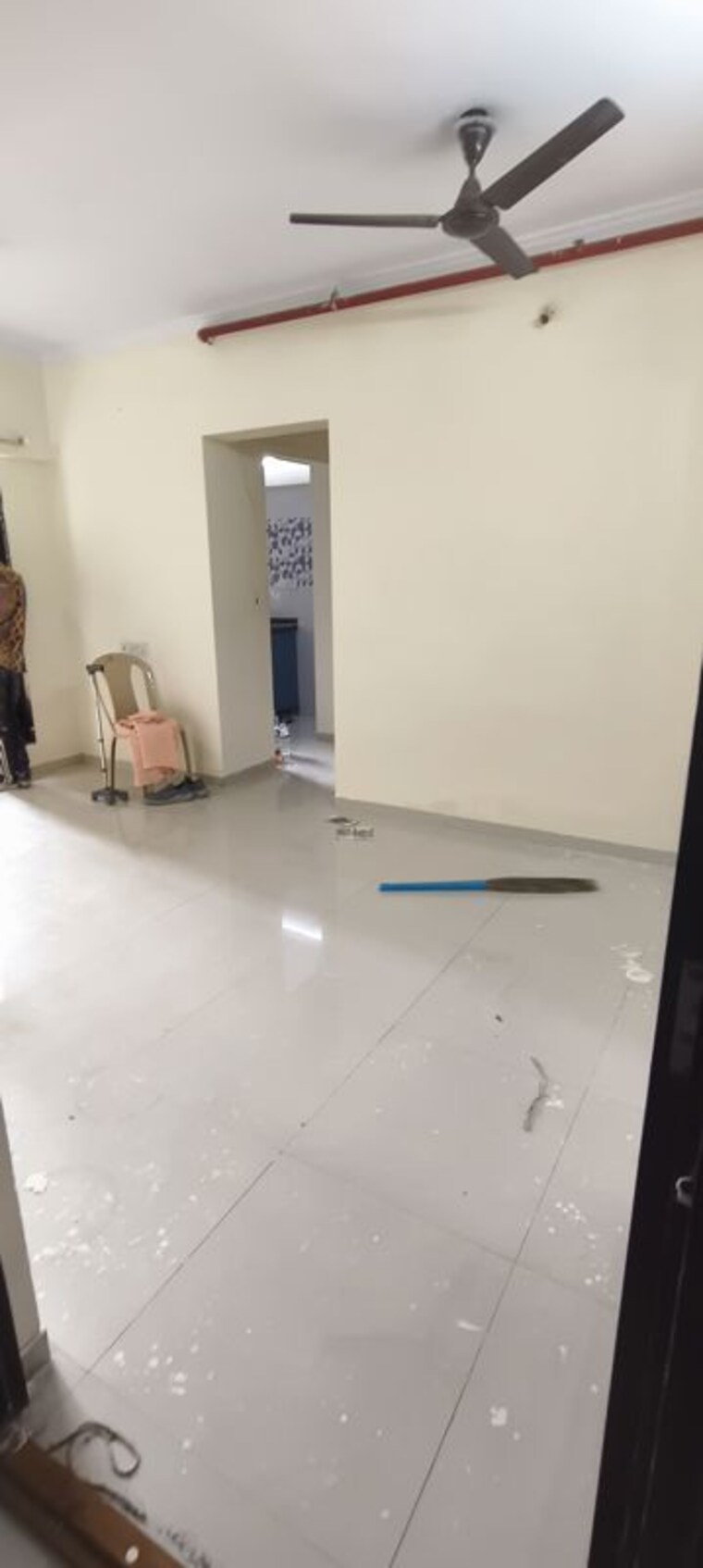 Room, raunak-unnathi-woods-phase-7-a-and-b 1 Bedroom 400 Sq.Ft. Apartment In Ghodbunder Road Thane 10597596