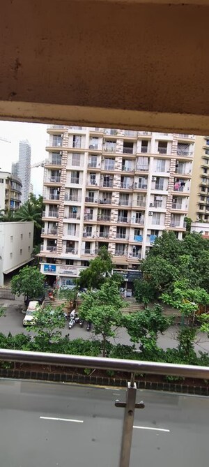  Shop For Rent in Raunak Unnathi Woods Phase 4 And 5, Ghodbunder Road