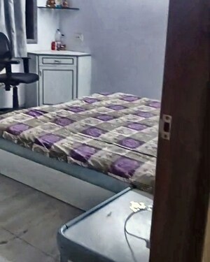 Bedroom in 3 BHK Apartment at Tardeo – for Sale