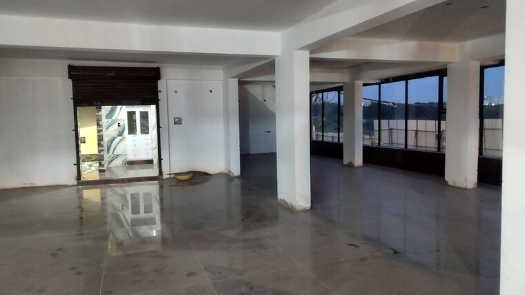 Room, hafeezpet Commercial Office Space 3400 Sq.Ft. In Hafeezpet Hyderabad 10597667