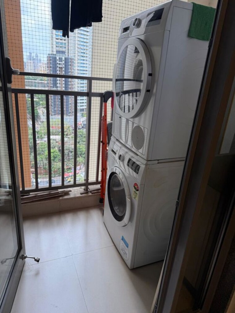 Balcony, piramal-aranya-ahan 3 Bedroom 1150 Sq.Ft. Apartment In Byculla Mumbai 10577274