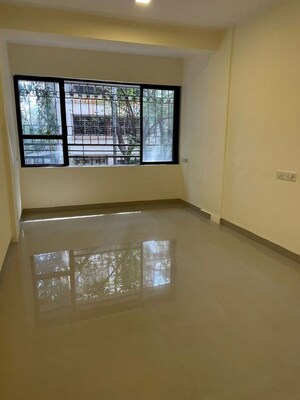 Room in 1 BHK Apartment at Bandra West – for Rent