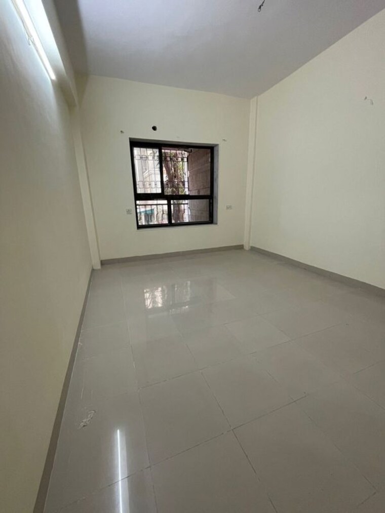 Room, bandra west 1 Bedroom 500 Sq.Ft. Apartment In Bandra West Mumbai 10597689