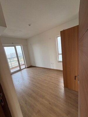 Room in 3 BHK Apartment at Godrej Meridien, Sector 106 – for Rent