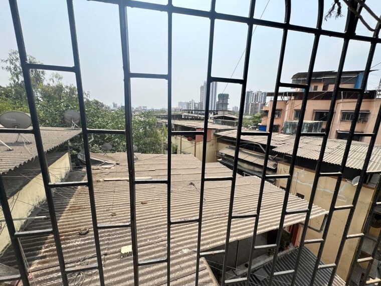 Balcony, naupada 2 Bedroom 600 Sq.Ft. Apartment In Naupada Thane 10597700