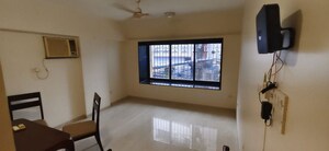 2 BHK Apartment For Rent in Khar West
