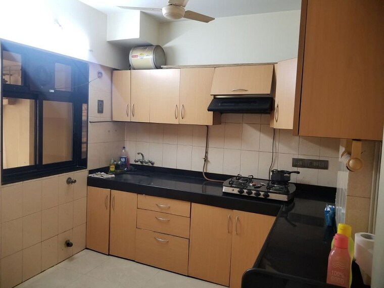 Kitchen, khar west 2 Bedroom 700 Sq.Ft. Apartment In Khar West Mumbai 10597732