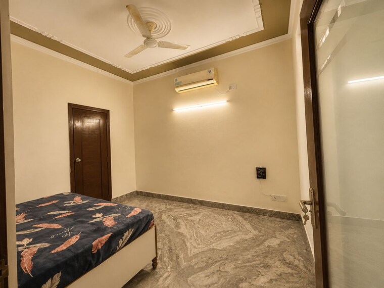 Bedroom, sector 57 3 Bedroom 1440 Sq.Ft. Builder Floor In Sector 57 Gurgaon 10597729