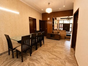 Gym in 3 BHK Builder Floor at Sector 57 – for Rent