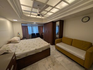 Bedroom in 3.5 BHK Apartment at Maker Tower, Cuffe Parade – for Sale