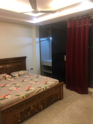 Bedroom in 3 BHK Builder Floor at New Rajinder Nagar – for Rent
