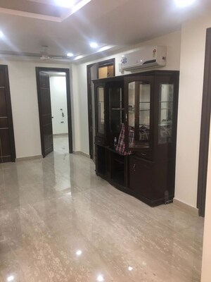 Room in 3 BHK Builder Floor at New Rajinder Nagar – for Rent