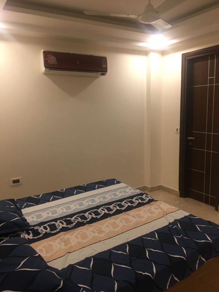 Bedroom, new rajinder nagar 3 Bedroom 1809 Sq.Ft. Builder Floor In New Rajinder Nagar Delhi 10597745