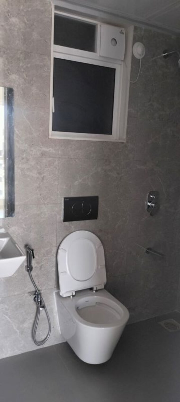 Bathroom, dosti-oro-67 1 Bedroom 417 Sq.Ft. Apartment In Kandivali West Mumbai 10597766